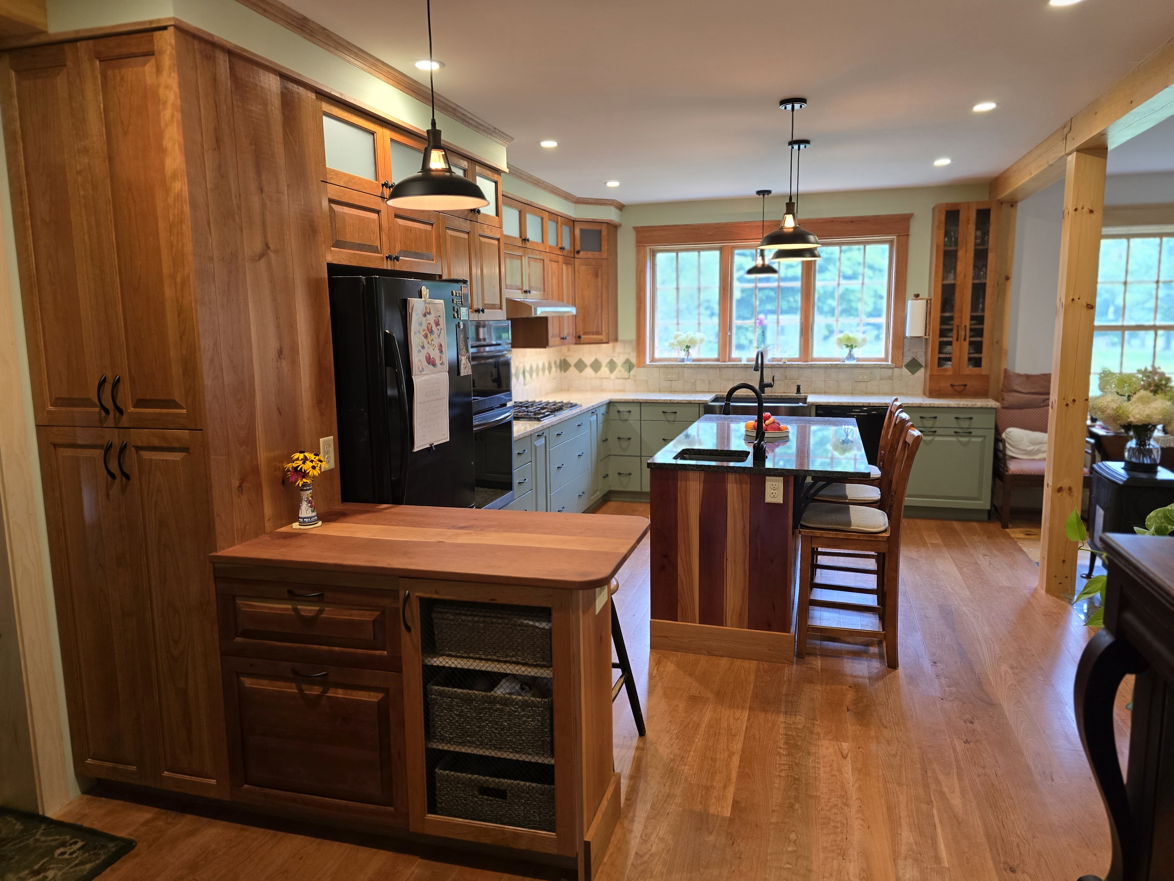 Custom Kitchen Woodworker