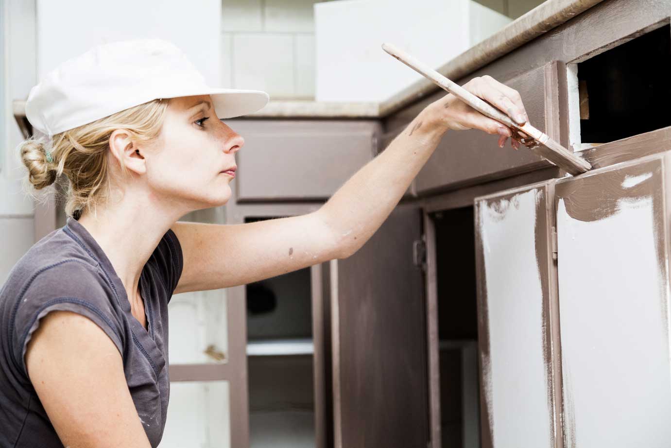 preparing kitchen wall for painting